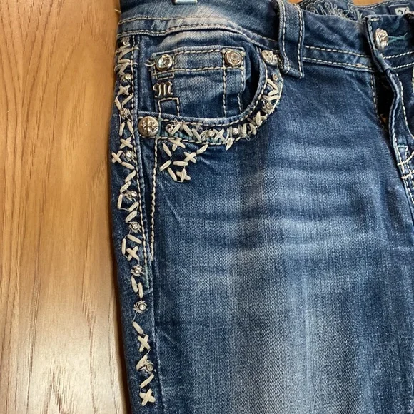 Miss me size 26 signature rise boot 👖 - Picture 5 of 10